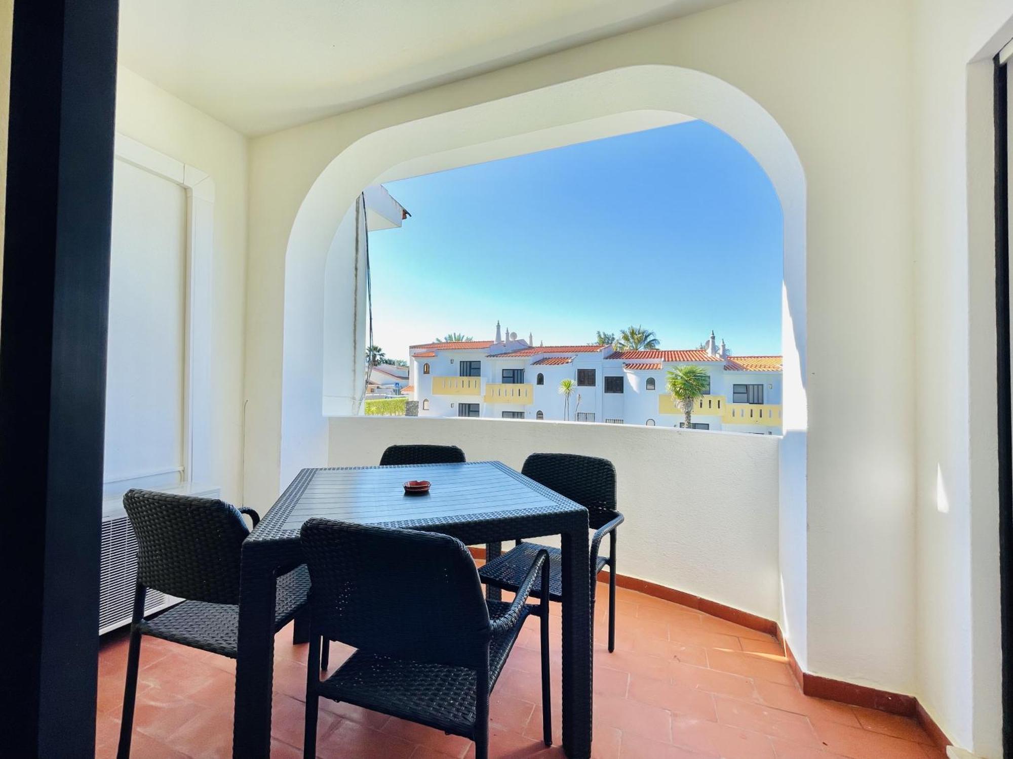 Lavanda - 2 Bedrooms - 3 Level Pool - Garden - Beach 1Km Estombar Bagian luar foto