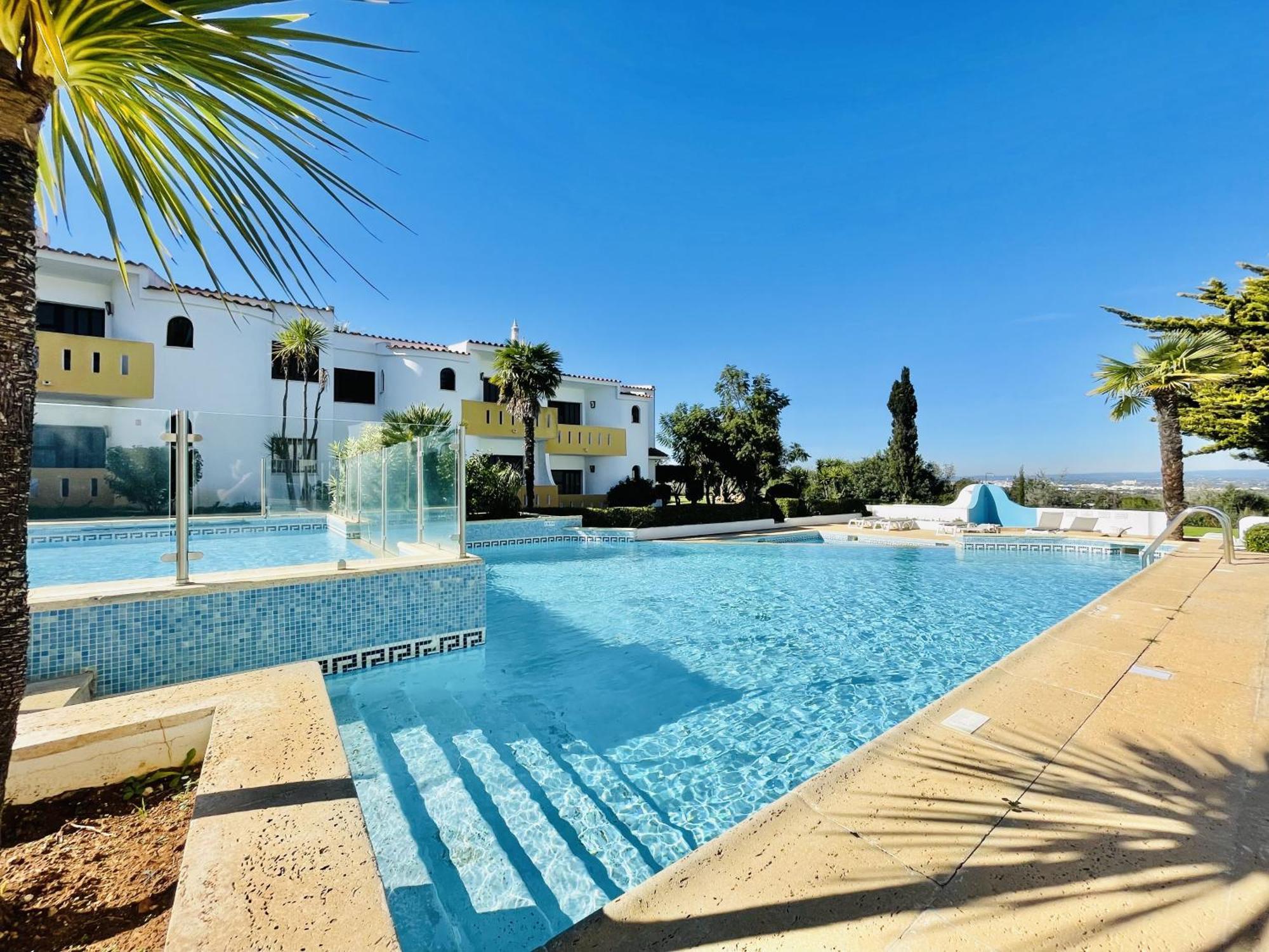 Lavanda - 2 Bedrooms - 3 Level Pool - Garden - Beach 1Km Estombar Bagian luar foto