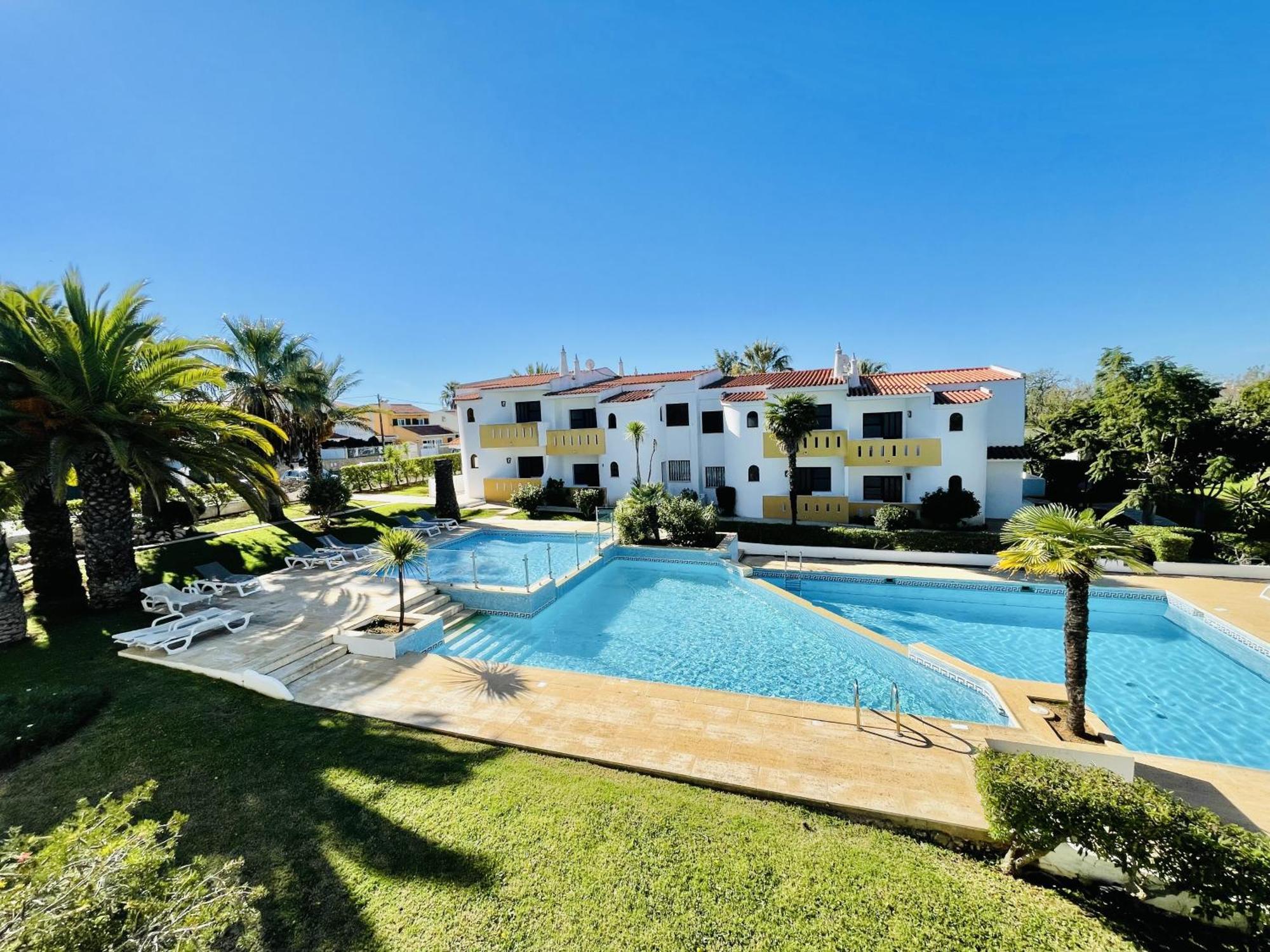 Lavanda - 2 Bedrooms - 3 Level Pool - Garden - Beach 1Km Estombar Bagian luar foto